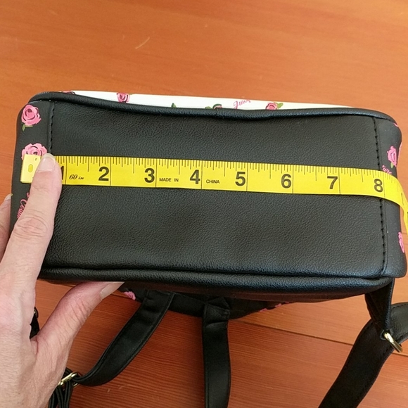 JUICY COUTURE BACK PACK! 🎒🎒🎒🌺🌺🌺🌹🌹🌹 - Picture 8 of 15